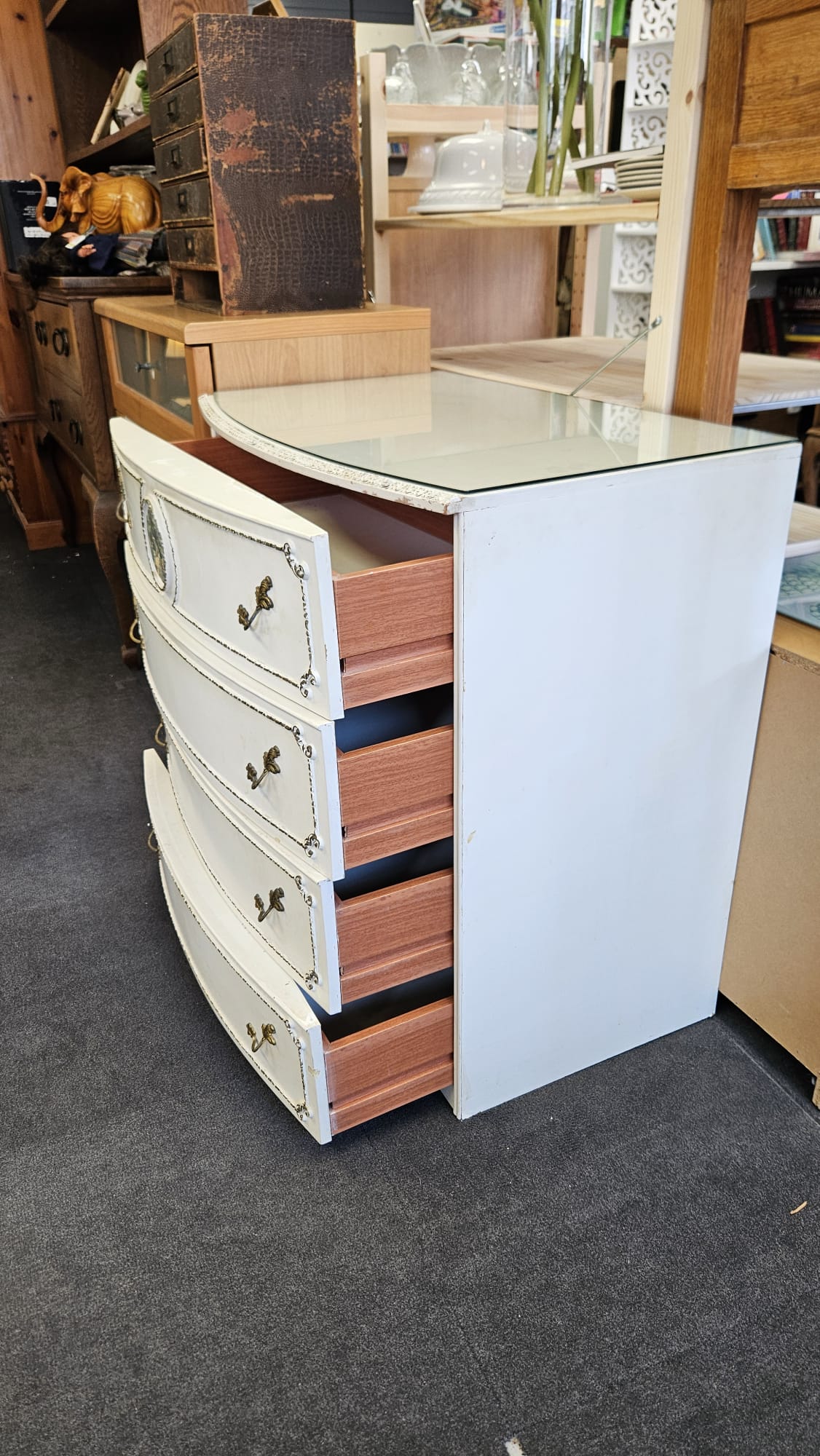 Chest of Drawers
